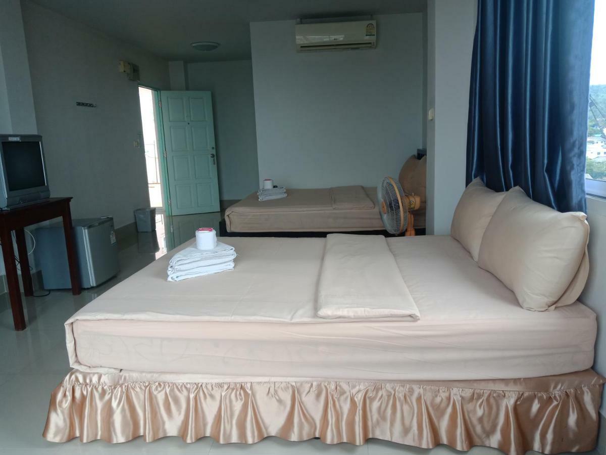 Baanpak Sam Anong 3*